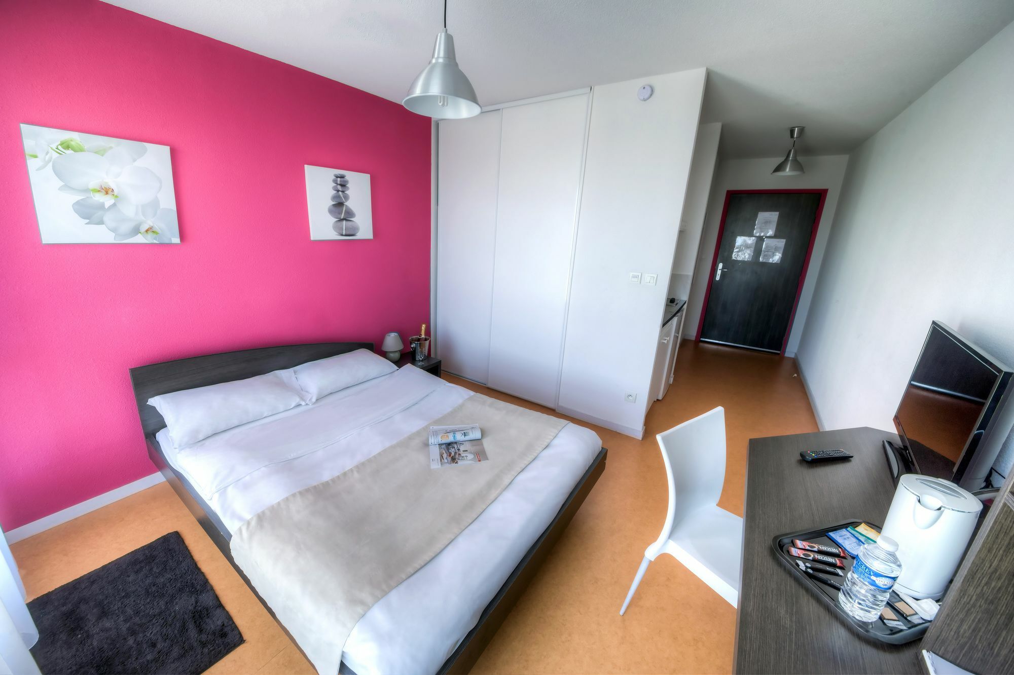 Comfort Aparthotel Besancon Hauts Du Chazal Exterior photo